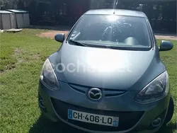 Verde Usado 2012 Mazda 2 Active Berlina | 9950 € (Caro)