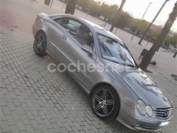 Beige Usado 2005 Mercedes CLK270 Avantgarde Coupe | 4099 € (Precio justo)