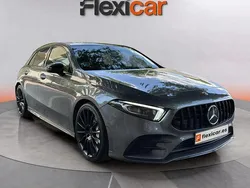 Gris Usado 2019 Mercedes A35 AMG AMG Berlina | 31.890 € (Buen precio)