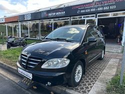 Negro Usado 2007 Ssangyong (KGM) Rodius Limited SUV | 4990 € (Precio justo)