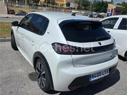Blanco Usado 2022 Peugeot 208 GT Utilitario | 19.800 €