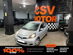 Gris Usado 2010 Toyota Aygo Connect Style Utilitario | 4950 € (Precio justo)