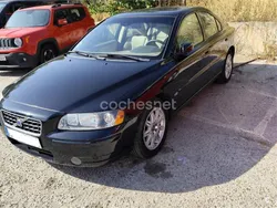 Negro Usado 2005 Volvo S60 Momentum Berlina | 4200 € (Buen precio)