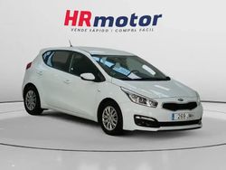 Usado 2015 Kia Ceed | 9010 € (Un poco caro)