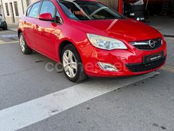 Rojo Usado 2012 Opel Astra Expression Berlina | 6690 € (Precio justo)