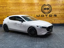 Rojo Usado 2022 Mazda 3 Homura-Line Berlina | 25.970 € (Caro)