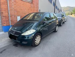 Verde Usado 2005 Mercedes A160 Classic Monovolumen | 900 €