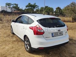 Blanco Usado 2013 Ford Focus Trend Berlina | 4900 € (Buen precio)