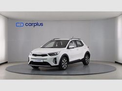 Clear white (sólido) Usado 2021 Kia Stonic SUV | 15.990 € (Precio justo)