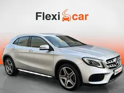 Gris Usado 2019 Mercedes GLA200 SUV | 21.890 € (Super precio)