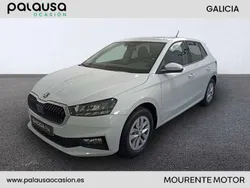 Blanco Usado 2024 Skoda Fabia Essence Utilitario | 14.990 € (Precio justo)