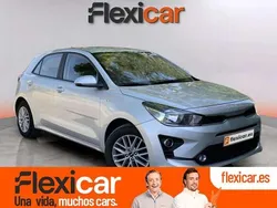 Gris Usado 2022 Kia Rio 2 Berlina | 11.290 € (Buen precio)