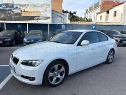 Blanco Usado 2009 BMW 320 Coupe | 12.990 € (Un poco caro)