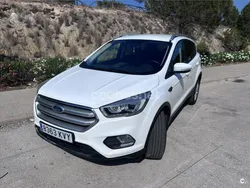 Blanco Usado 2019 Ford Kuga Trend SUV | 15.200 € (Precio justo)