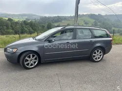 Gris / plata Usado 2006 Volvo V50 Summum Familiar | 4500 € (Un poco caro)