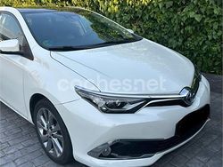 Blanco Usado 2016 Toyota Auris Hybrid Advance Berlina | 16.800 € (Un poco caro)