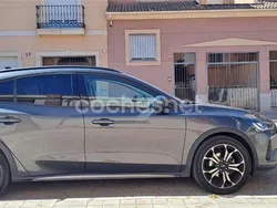 Gris / plata Usado 2022 Ford Focus Active Berlina | 18.000 € (Buen precio)