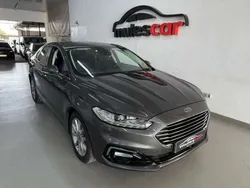 Gris Usado 2019 Ford Mondeo Titanium Berlina | 13.599 € (Precio justo)