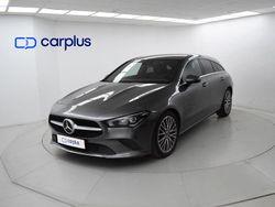 Gris montaña (metalizada) Usado 2021 Mercedes CLA200 Shooting Brake Familiar | 24.990 € (Buen precio)