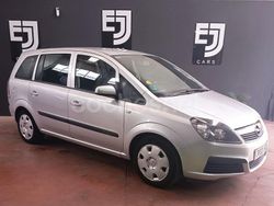 Gris / plata Usado 2007 Opel Zafira Essentia Monovolumen | 5490 € (Un poco caro)