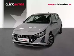 Gris Usado 2025 Hyundai i20 Utilitario | 18.850 € (Precio justo)