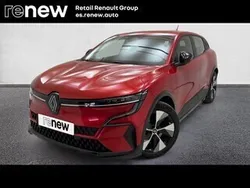 Rojo Usado 2023 Renault Mégane Equilibre Berlina | 22.790 € (Un poco caro)