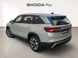 Gris Nuevo 2024 Skoda Kodiaq Selection SUV | 41.850 € (Precio justo)
