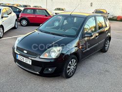 Negro Usado 2006 Ford Fiesta Trend Berlina | 2700 €