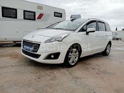 Blanco Usado 2015 Peugeot 5008 Style Monovolumen | 7900 € (Precio justo)