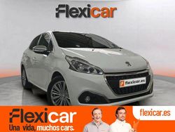 Blanco Usado 2018 Peugeot 208 Allure Utilitario | 11.990 € (Caro)