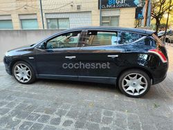 Negro Usado 2008 Lancia Delta Berlina | 4500 € (Precio justo)