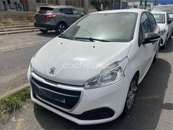 Blanco Usado 2017 Peugeot 208 Access Utilitario | 6200 € (Super precio)
