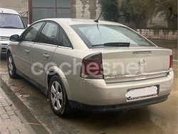 Gris / plata Usado 2005 Opel Vectra Comfort Berlina | 2500 € (Buen precio)