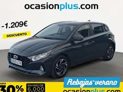 Gris Usado 2021 Hyundai i20 Utilitario | 11.823 € (Precio justo)