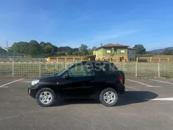 Negro Usado 2002 Toyota RAV4 Luna SUV | 6499 € (Precio justo)