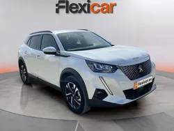 Blanco Usado 2021 Peugeot e-2008 Allure SUV | 17.990 € (Super precio)