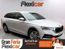 Blanco Usado 2023 Skoda Octavia Ambition Familiar | 22.990 € (Buen precio)
