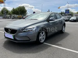 Gris / plata Usado 2018 Volvo V40 Momentum Familiar | 16.790 € (Precio justo)