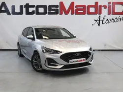Gris / plata Usado 2022 Ford Focus ST-Line Berlina | 18.990 € (Precio justo)