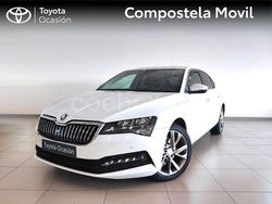 Blanco Usado 2023 Skoda Superb SportLine Berlina | 19.500 €