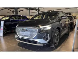 Negro mito Nuevo 2024 Audi Q4 Sportback e-tron S-Line SUV | 67.172 €