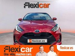 Burdeos Usado 2022 Toyota Yaris Hybrid Style Utilitario | 17.990 € (Precio justo)
