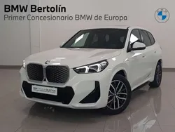 Blanco Usado 2025 BMW iX1 Comfort Edition SUV | 47.400 € (Precio justo)