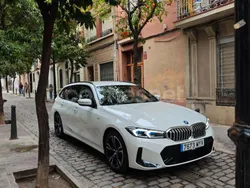 Blanco Usado 2023 BMW 330e Comfort Edition Familiar | 48.500 € (Caro)