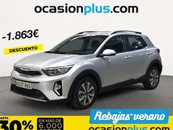 Plateado Usado 2024 Kia Stonic SUV | 18.182 € (Precio justo)