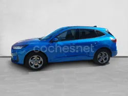 Azul Nuevo 2024 Ford Kuga ST-Line SUV | 37.385 € (Precio justo)