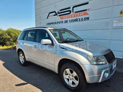 Gris / plata Usado 2009 Suzuki Grand Vitara SUV | 6999 € (Precio justo)