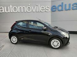 Negro Usado 2020 Toyota Aygo X-play Utilitario | 10.300 € (Precio justo)