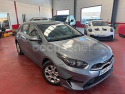 Gris / plata Usado 2022 Kia Ceed Utilitario | 13.990 € (Precio justo)