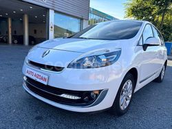 Blanco Usado 2013 Renault Scénic III Dynamique Monovolumen | 6500 € (Precio justo)